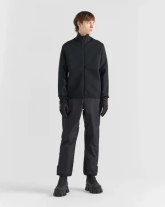 Bluza z golfem i zamkiem w stylu techno