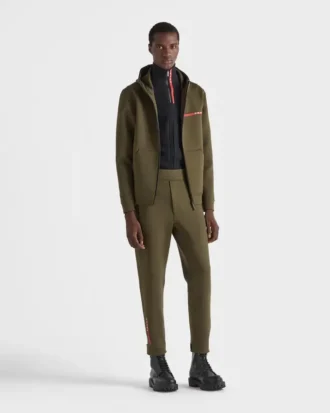 Bluza z kapturem z tkaniny technicznej