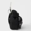 Breloczek do kluczy w kształcie mini torebki z tkaniny Re-Nylon Breloczek do kluczy w kształcie mini torebki z tkaniny Re-Nylon