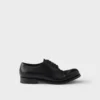 Buty derby z sznurowaniem z postarzanej skóry Buty derby z sznurowaniem z postarzanej skóry