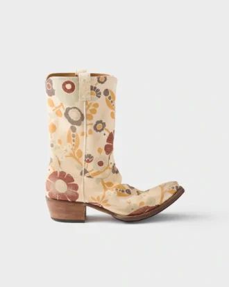 Buty z nadrukowanej tkaniny