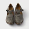 Buty z postarzanej skóry z klamrą Buty z postarzanej skóry z klamrą