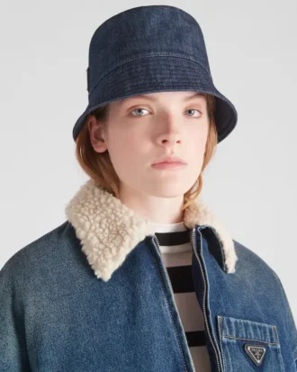 Denimowa czapka typu bucket hat