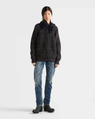 Dżinsy z denimu selvedge o zwężanym kroju