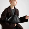 Duża skórzana torba na ramię Prada Aimae