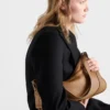 Duża skórzana torba na ramię Prada Aimae