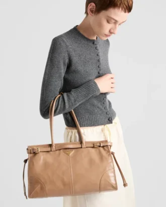 Duża skórzana torebka Prada Bonnie