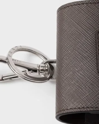 Etui na słuchawki ze skóry Saffiano z brelokiem Etui na słuchawki ze skóry Saffiano z brelokiem