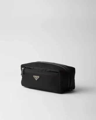 Etui podróżne z tkaniny Re-Nylon i skóry Saffiano
