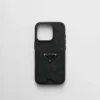 Etui ze skóry Saffiano do iPhone’a 16 Pro Etui ze skóry Saffiano do iPhone’a 16 Pro