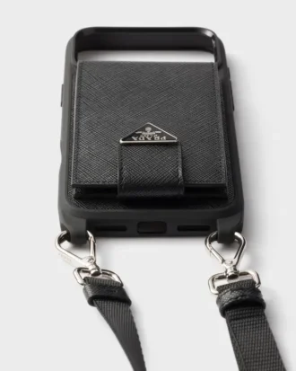 Etui ze skóry Saffiano do iPhone’a 17 Pro Max z paskiem na ramię