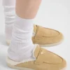 Kapcie z zamszu i owczej skóry Kapcie z zamszu i owczej skóry