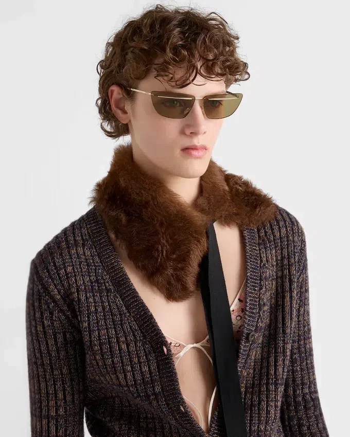 Kolekcja okularów Prada Okulary przeciwsłoneczne Kolekcja okularów Prada Okulary przeciwsłoneczne