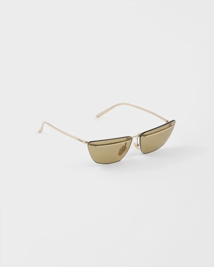Kolekcja okularów Prada Okulary przeciwsłoneczne Kolekcja okularów Prada Okulary przeciwsłoneczne