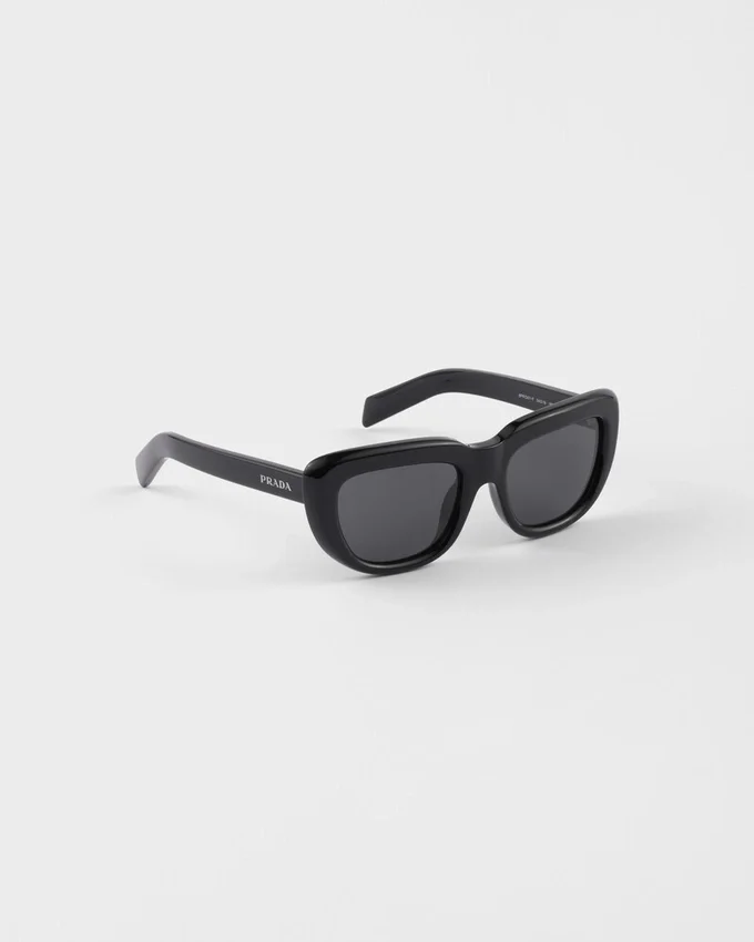 Kolekcja okularów Prada Okulary przeciwsłoneczne Kolekcja okularów Prada Okulary przeciwsłoneczne
