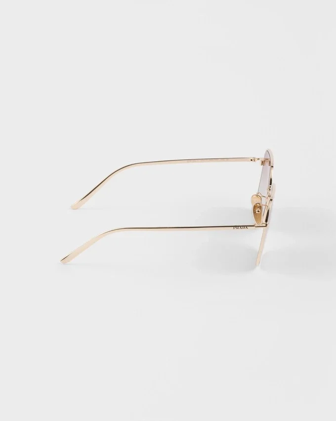 Kolekcja okularów Prada Okulary przeciwsłoneczne Kolekcja okularów Prada Okulary przeciwsłoneczne