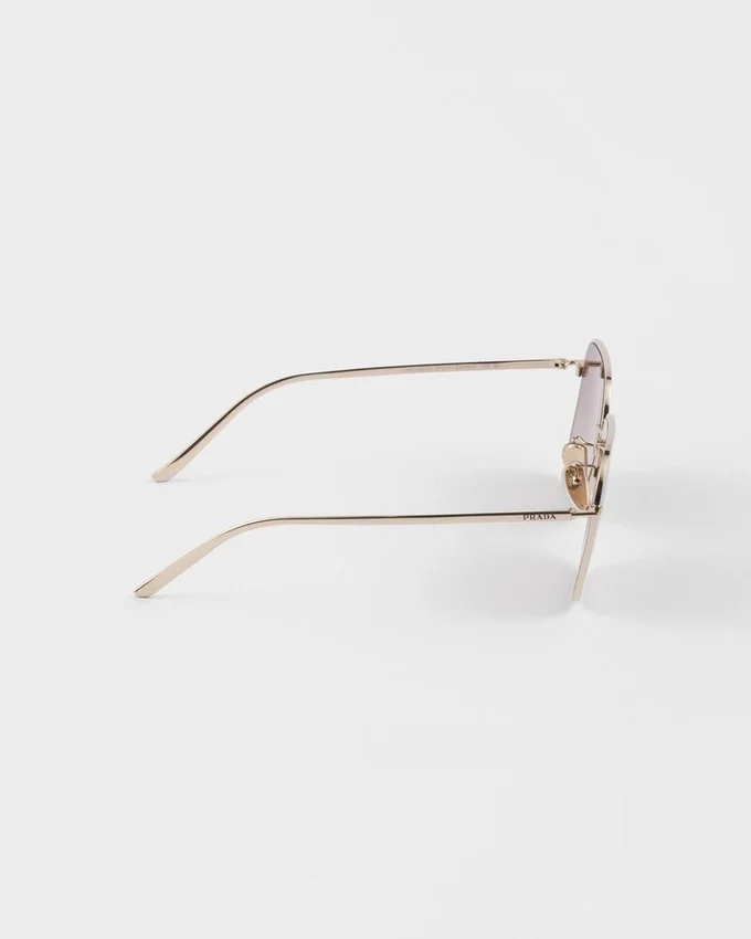 Kolekcja okularów Prada Okulary przeciwsłoneczne Kolekcja okularów Prada Okulary przeciwsłoneczne
