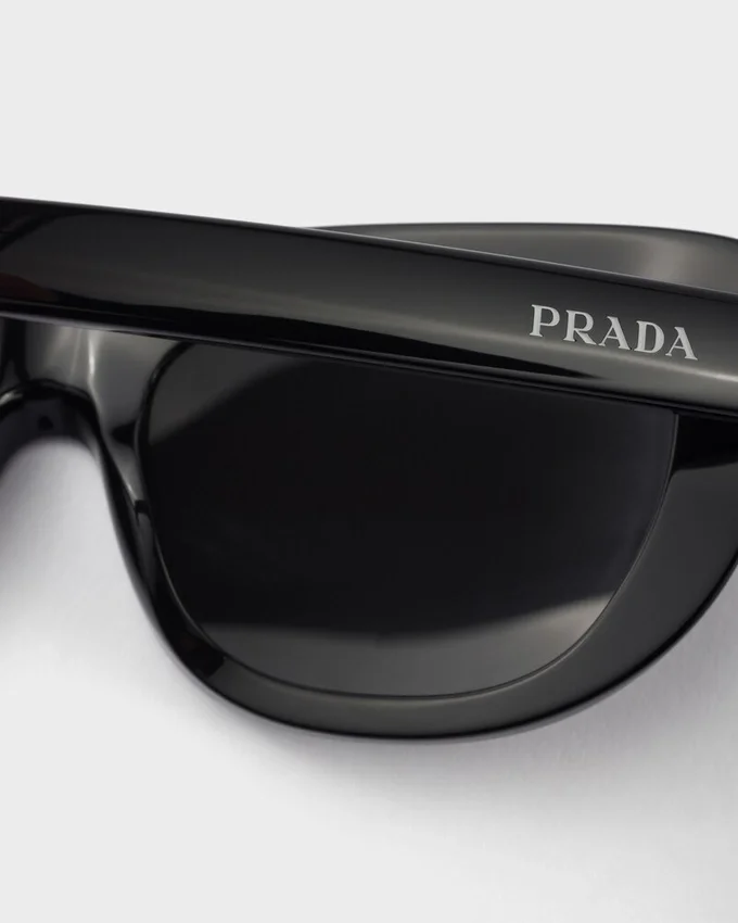 Kolekcja okularów Prada Okulary przeciwsłoneczne Kolekcja okularów Prada Okulary przeciwsłoneczne