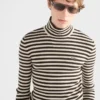 Kolekcja okularów Prada Okulary przeciwsłoneczne Kolekcja okularów Prada Okulary przeciwsłoneczne