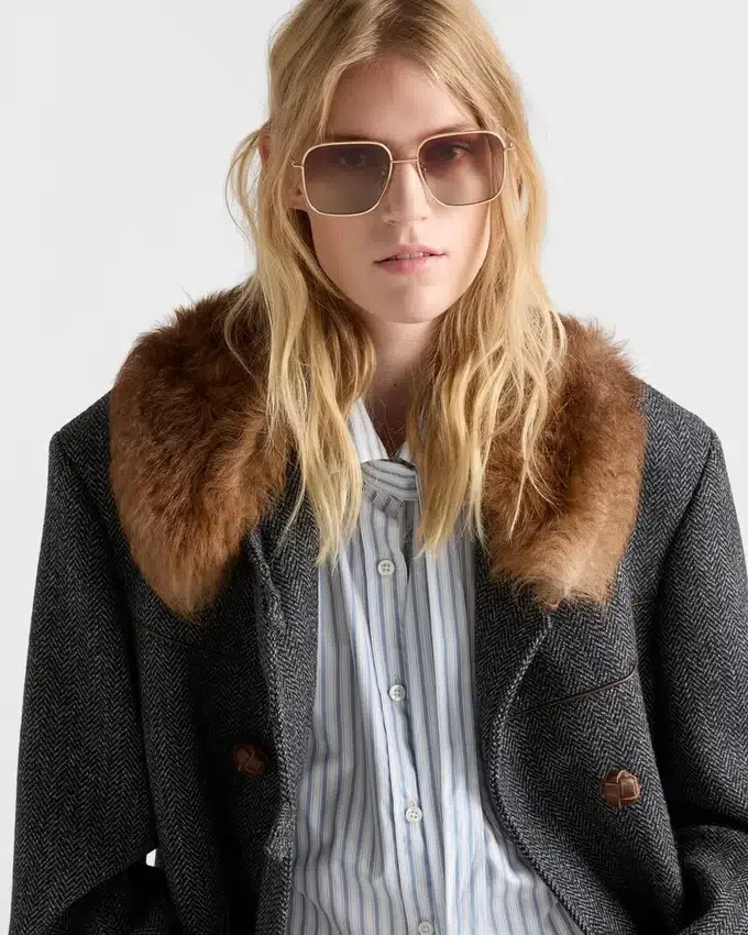 Kolekcja okularów Prada Okulary przeciwsłoneczne Kolekcja okularów Prada Okulary przeciwsłoneczne