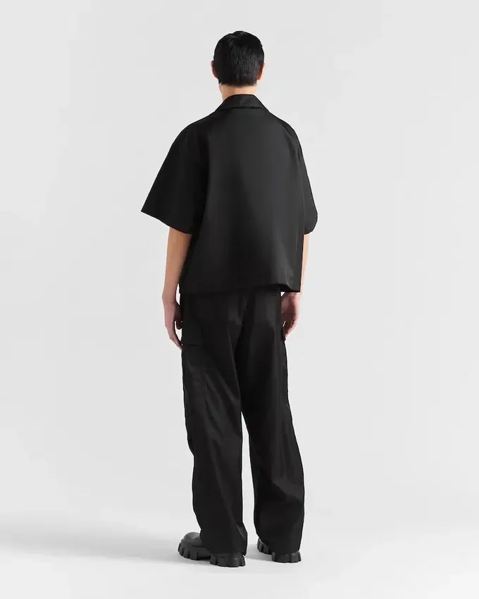 Koszula z krótkim rękawem z materiału Re-Nylon Koszula z krótkim rękawem z materiału Re-Nylon
