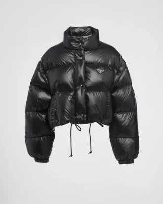 Krótka kurtka puchowa z materiału Re-Nylon
