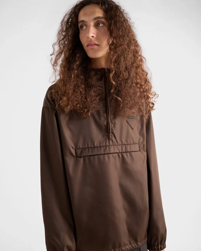 Kurtka typu anorak z materiału Re-Nylon Kurtka typu anorak z materiału Re-Nylon