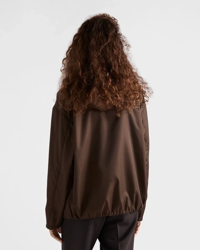 Kurtka typu anorak z materiału Re-Nylon Kurtka typu anorak z materiału Re-Nylon