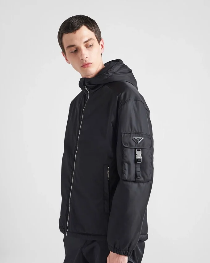 Kurtka typu bluzon z Re-Nylon Kurtka typu bluzon z Re-Nylon