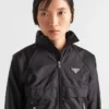 Lekka kurtka przeciwdeszczowa z Re-Nylon Lekka kurtka przeciwdeszczowa z Re-Nylon
