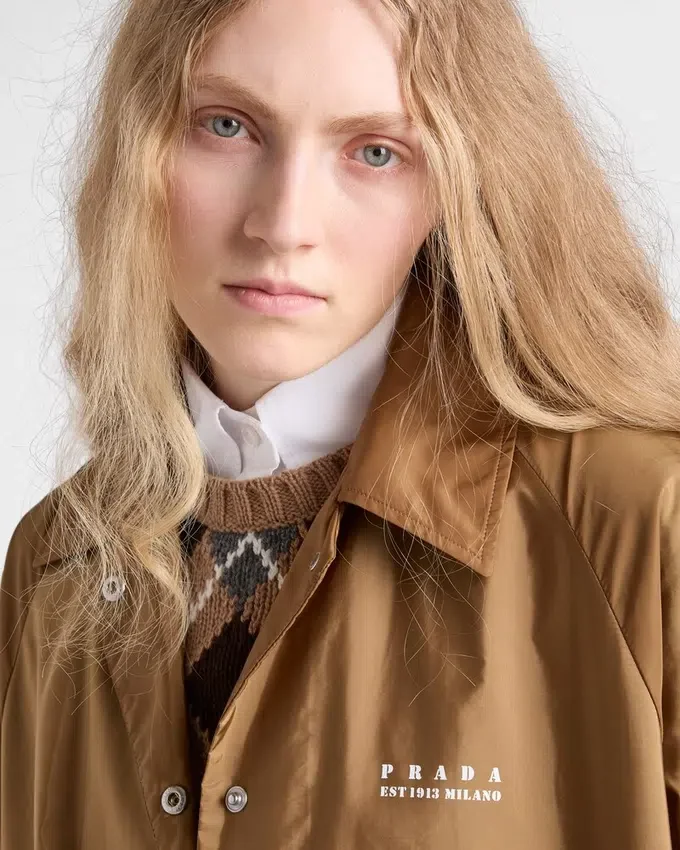 Lekka kurtka typu blouson z Re-Nylonu Lekka kurtka typu blouson z Re-Nylonu