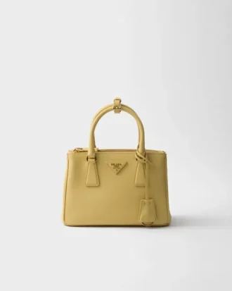 Mała skórzana torebka Prada Galleria