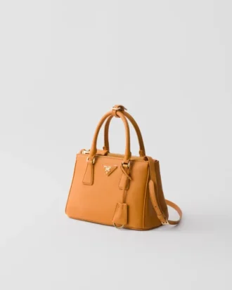 Mała skórzana torebka Prada Galleria