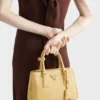 Mała skórzana torebka Prada Galleria Mała skórzana torebka Prada Galleria
