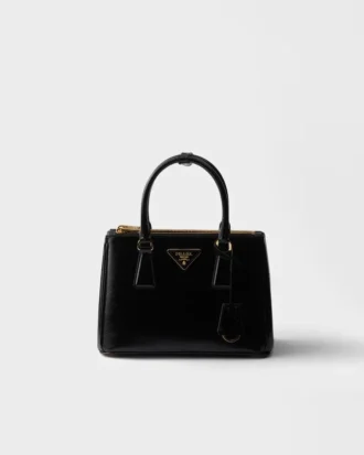 Mała torebka Prada Galleria z lakierowanej skóry Saffiano
