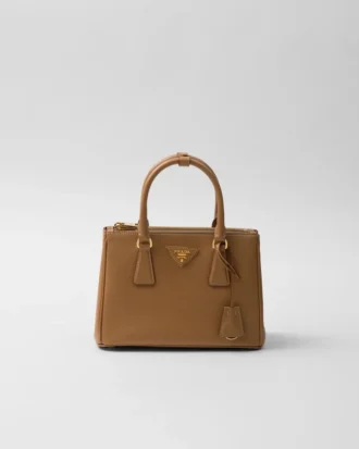 Mała torebka Prada Galleria z skóry Saffiano