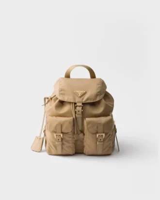 Mały plecak Prada Re-Edition 1978 z materiału Re-Nylon