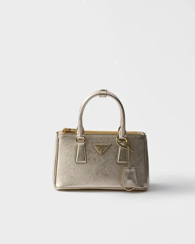 Mini torebka Prada Galleria z lakierowanej skóry Saffiano Mini torebka Prada Galleria z lakierowanej skóry Saffiano