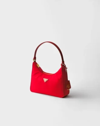 Mini torebka Prada Re-Edition 2005 z materiału Re-Nylon i Saffiano