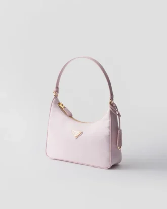 Mini torebka Prada Re-Edition 2005 z materiału Re-Nylon i Saffiano