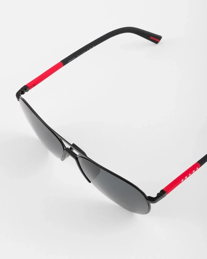 Okulary przeciwsłoneczne Prada Linea Rossa Okulary przeciwsłoneczne Prada Linea Rossa