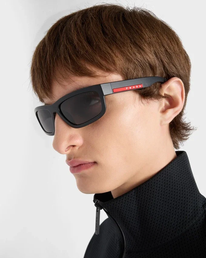 Okulary przeciwsłoneczne Prada Linea Rossa Okulary przeciwsłoneczne Prada Linea Rossa