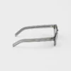 Okulary przeciwsłoneczne z kultową metalową plakietką Okulary przeciwsłoneczne z kultową metalową plakietką
