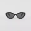 Okulary przeciwsłoneczne z logo Prada Okulary przeciwsłoneczne z logo Prada