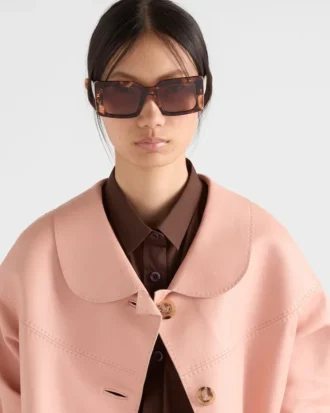 Okulary przeciwsłoneczne z logo Prada
