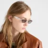Okulary przeciwsłoneczne z logo Prada Okulary przeciwsłoneczne z logo Prada