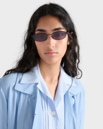 Okulary przeciwsłoneczne z logo Prada