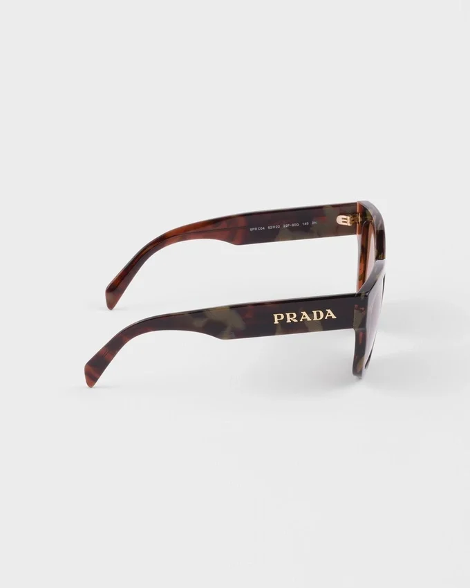 Okulary przeciwsłoneczne z logo Prada Okulary przeciwsłoneczne z logo Prada