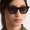 Okulary przeciwsłoneczne z logo Prada Okulary przeciwsłoneczne z logo Prada