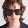 Okulary przeciwsłoneczne z logo Prada Okulary przeciwsłoneczne z logo Prada